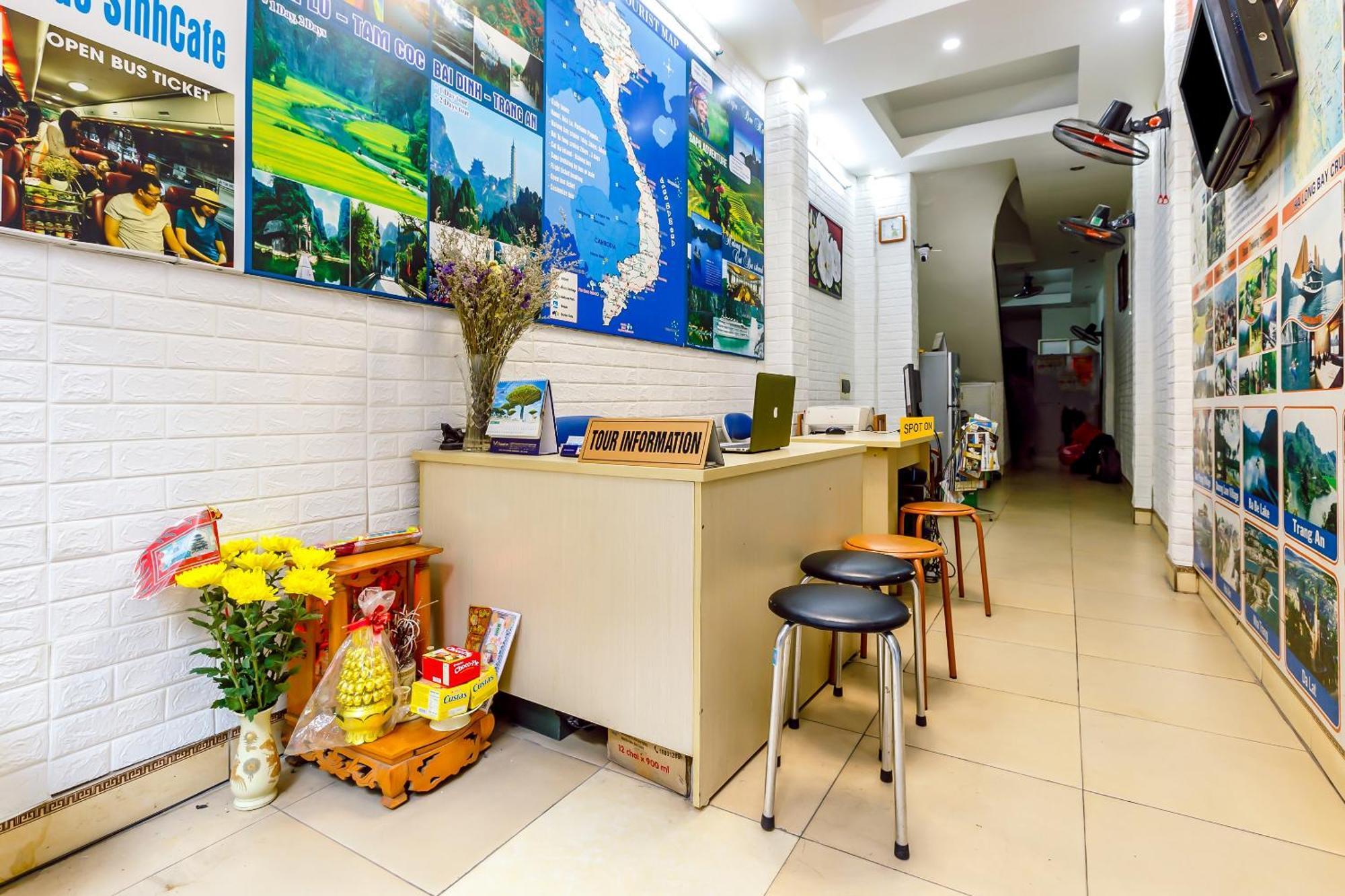 Oyo 604 Queen Hotel Spot-On Hanoi Eksteriør billede